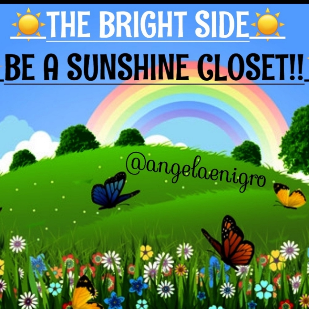 Sharing closets☀️🌈